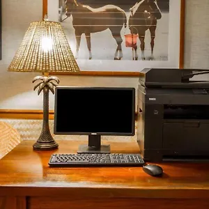 Equus Hotel